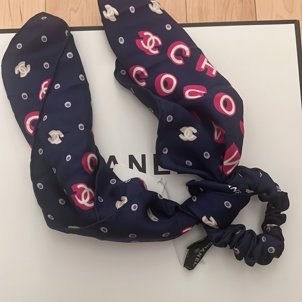 Chanel Navy Blue Logo Hair Accessory Scarf and Scrunchie - Picture 5 of 9